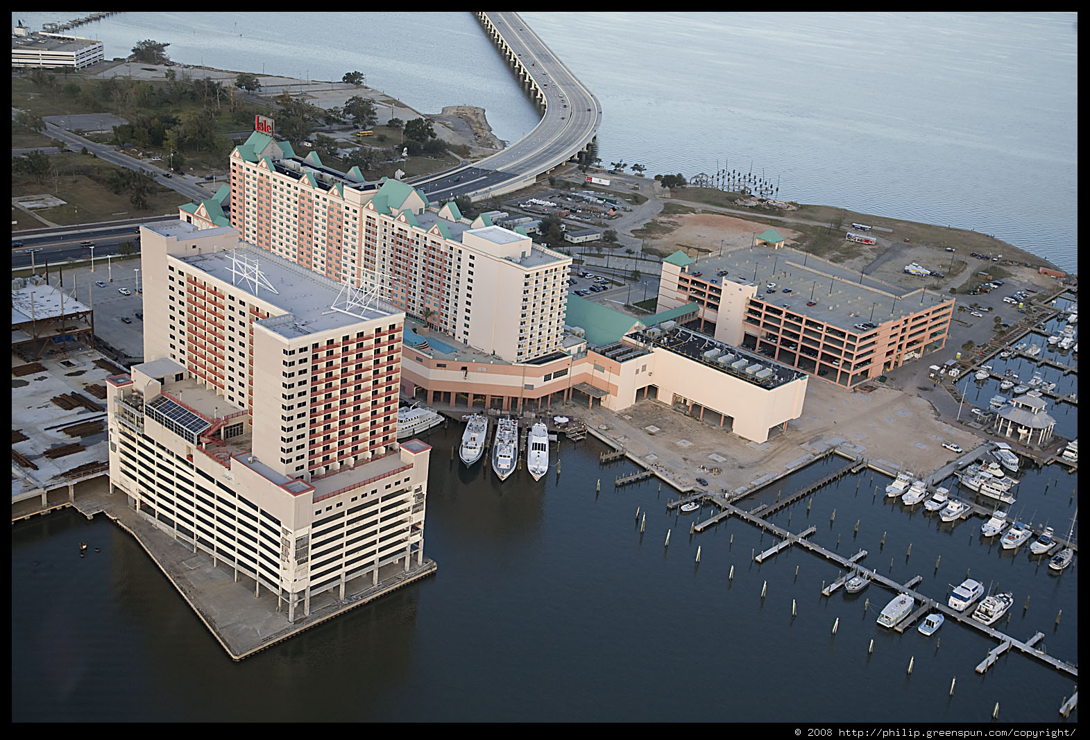 hollywood casino in biloxi