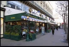 Digital photo titled cafe-de-la-paix
