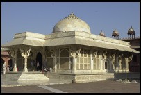 Digital photo titled jami-masjid-tomb-oblique