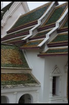 Digital photo titled nakhon-pathom-chedi-temple-roofs