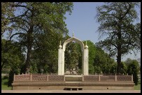 Digital photo titled deeg-water-palace-arch