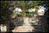 Digital photo titled villa-faro-steps