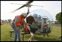 Digital photo titled bell-47-sightseeing-4