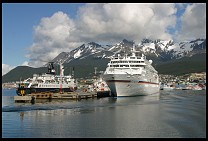 Digital photo titled leaving-the-dock-8