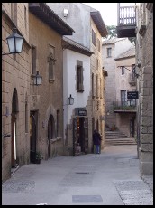 Digital photo titled poble-espanyol-narrow-street