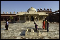 Digital photo titled jami-masjid-tomb-photoshoot